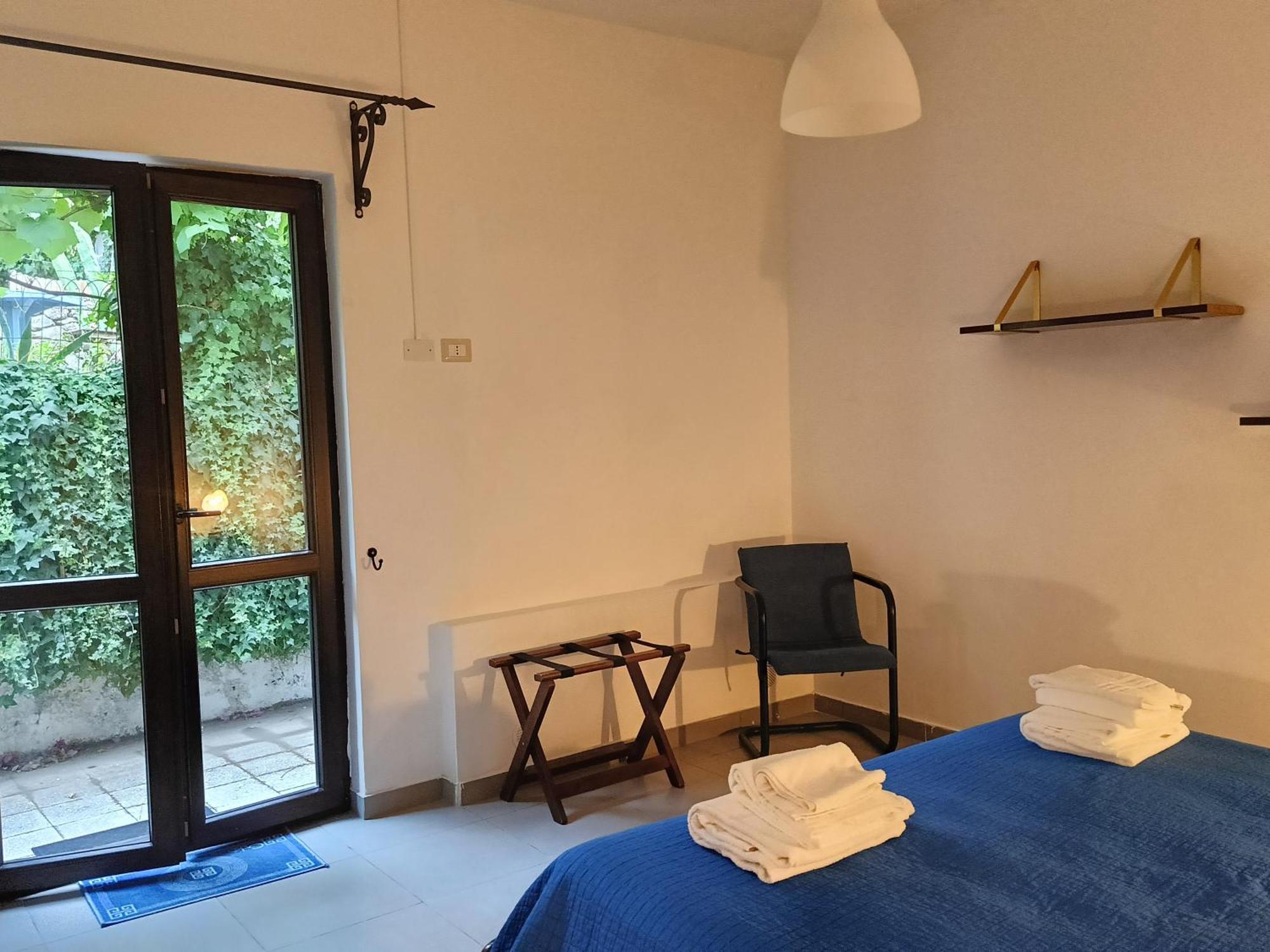 La Casa A Mare B&B Messina Exterior foto