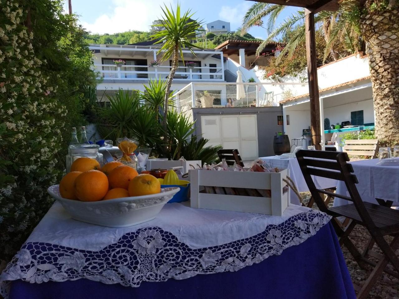 La Casa A Mare B&B Messina Exterior foto